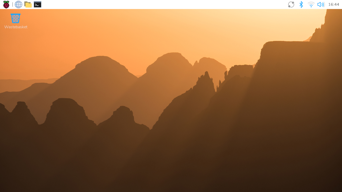 raspberry-pi-os-desktop-home